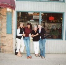4 Unknown Women, Queen St., Kincardine, ON.