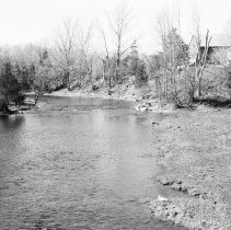 K-81-05-29 Teeswater River -- concession south of Cargill.