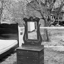 K-81-05-33 Krug Bros. No. 548 5/8.