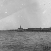 K-81-13-27 [Unidentified boat at a pier].