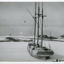 Schooner "Burt Barnes" in frozen Kincardine harbour