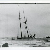 Schooner "Ann Maria" shipwreck in Kincardine harbour, 1902
