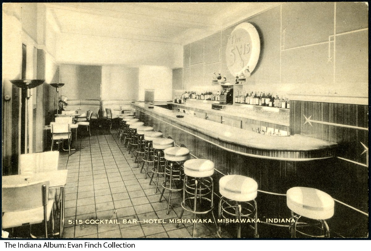 Postcard of Hotel Mishawaka cocktail bar, Mishawaka, Indiana, circa