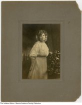 Elizabeth H. Mason portrait, probably Huntington County, Indiana, 1918