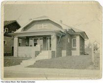 Goebes house at 918 Gray Street, Indianapolis, Indiana, 1924