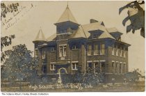 High School, Stone Bluff, Indiana, circa 1908