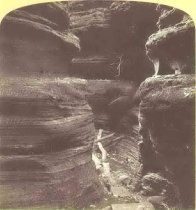 Cold Water Canyon inside Jug showing west entrance