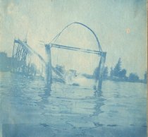 "Chute the Chute" White City