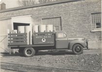 Deltox Rug Company Truck