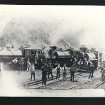 Engines and workers at Keswick (Iron Mountain)