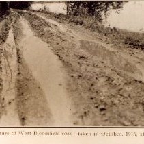 West Bloomfield road (October 1916).