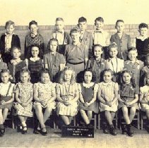 Daniel Whitfield school - Second Grade Class Picture (1947)