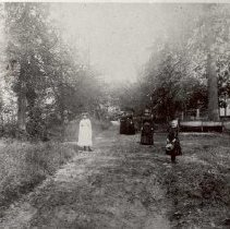 Evelyn Noble, Grandmother Campbell, Aunt Annie Linn, and Miss O'Mara