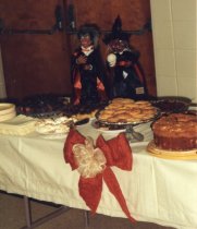 Table decoration created by Bossier City Garden Club Member