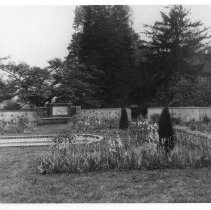 [Gardens of Guernsey Hall, May 1914]
