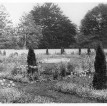 [Gardens of Guernsey Hall, May 1914]