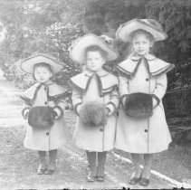 [Marquand Daughters with Hand Muffs]