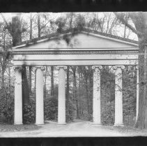 [Clio Hall Columns at Guernsey Hall Entrance]
