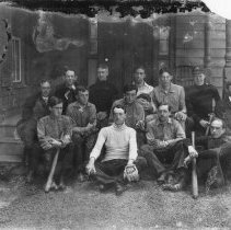 [Bachelor Baseball Nine]