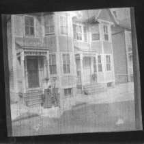 [Couple on Bank Street]