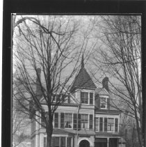 [11 Dickinson Street]