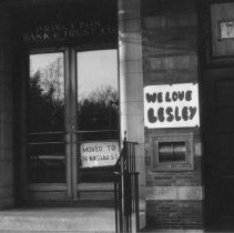 [Princeton University Band, Lesley Bush parade]