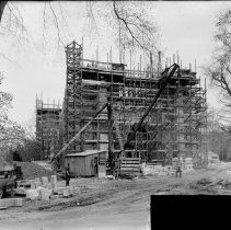 [Princeton University Chapel during construction with crane]