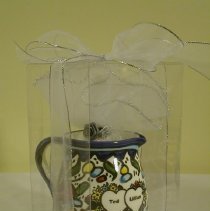 Ceramic jug wedding favor in gift box