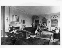 Spring Hill Farm- Living Room (View 2)