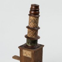 Nuremberg microscope, 2nd form