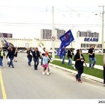 [CAW Local 1451 & Local 1285 picket line]