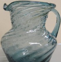 Vaillant Mini Glass Pitcher