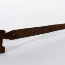 Iron Hinge & Pin - top side angle