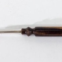 Button hook with wooden handle -  Full