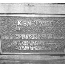 Bing Crosby Rose Bed Bench plaque