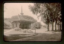Devereux Train Station