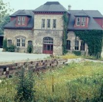 9404 CPR Freight office & train 1973