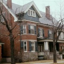 9556 brick #176, 1977