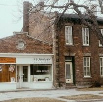 9588 brick #208-210, 1977