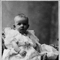 Portrait of Lewis Yeomans as a baby, photograph, ca. 1895.
