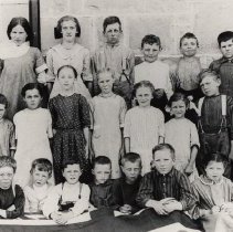 Class picture of S. S. # 5 Coningsby School, Erin, 1914-1915.