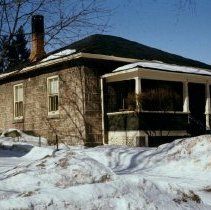 6606 cottage 1977