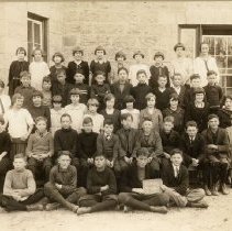 Fergus High School students in Miss Munro's room, 1924