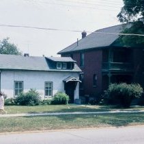 8915 stucco & brick house 1971