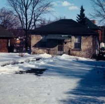 9002 stone cottage 1971