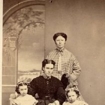 ph 16164:Henrietta Saunders, Elinor Sutherland (nee Saunders) and her daugh