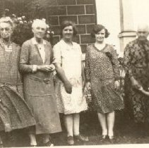 ph 19376 quilting group 1926