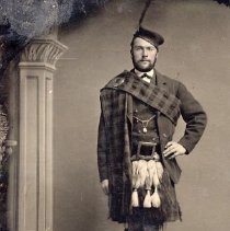 ph 24556 Highlander ca.1870