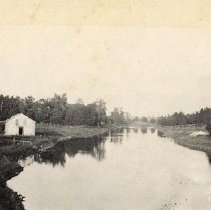 ph 24607 Grand River[?] ca.1930