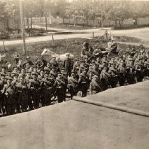 ph 24621 Fergus soldiers at GTR station ca.1915
